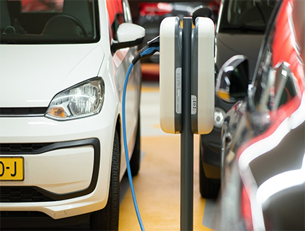 What are the main functions of new energy vehicle connectors?